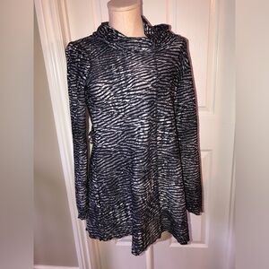 Sno Skins Black, Blue and White Zebra Print Top